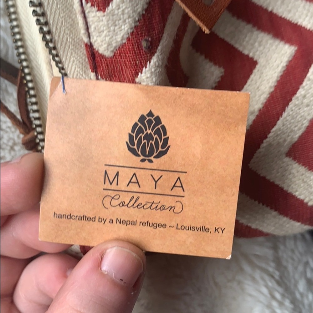 Aztec Crossbody - Picture 5 of 6